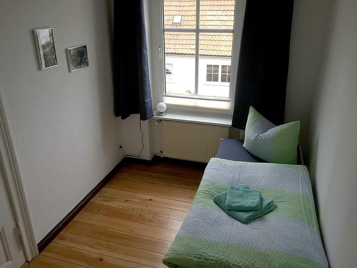 Ferienwohnung Marta Altefähr Eksteriør billede
